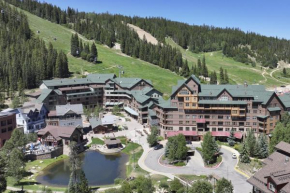 Riverside Zephyr Mountain Lodge condo Winter Park